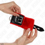 KINK - FUR LINED WRIST RESTRAINTS WITH SQUARE HOLES RED AND BLACK BELT ADJUSTABLE 17-29 CM X 6 CM - imagine 2